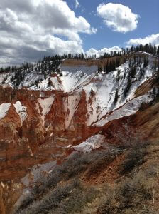 Bryce National Park with snow