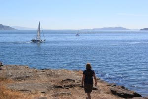 Ruckles Trail along the water